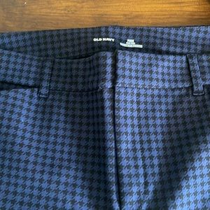 Old Navy high waisted pixie pants size 16